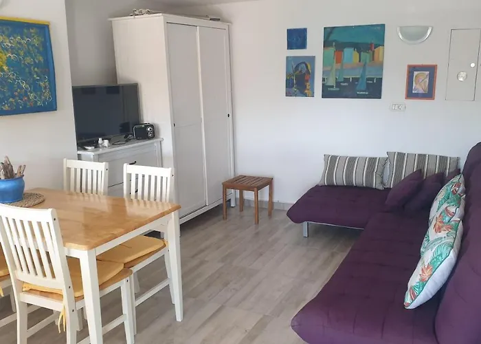 Takoma Apartment Cunski